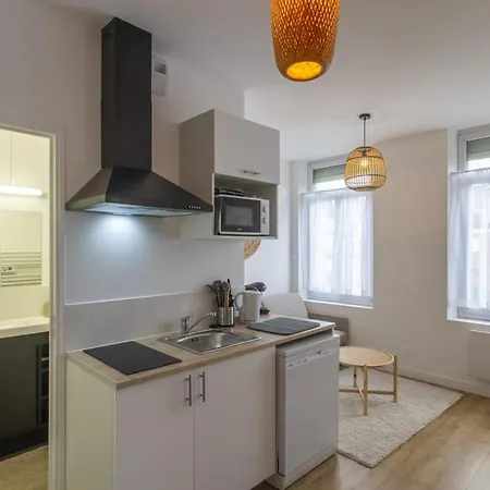 Ideally Located Close To Train *